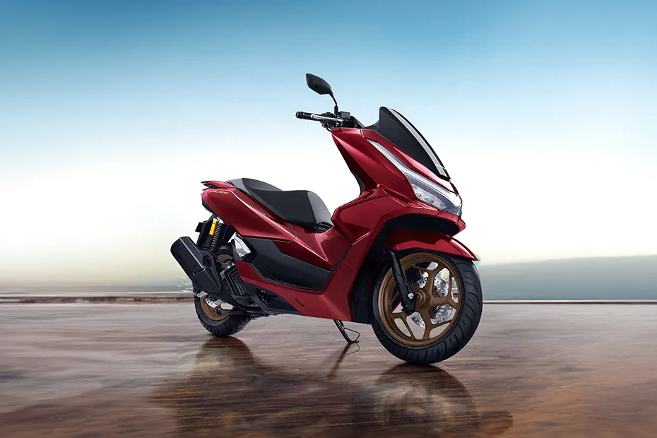 Honda PCX 160 - Luxury Scooter untuk Urban Lifestyle